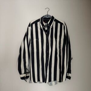Bachrach Monochrome Striped Button-Down Shirt